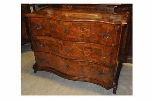 Commode Emilia siècle Lombardie XVIIIe