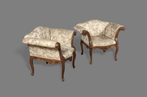 Elegant and rare pair of armchairs, Lombardy 18th century