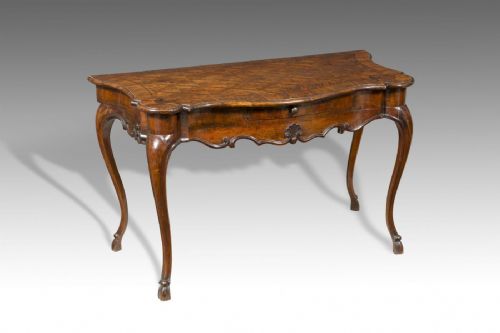 Elegante consola, Módena-Ferrara, siglo XVIII