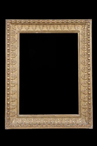 Elegant neoclassical frame